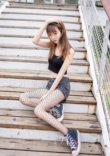 中文无码亚洲制服师生_720高清视频播放