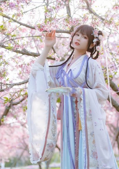 亚洲av永久精品成人尤物探花_720日本电影免费